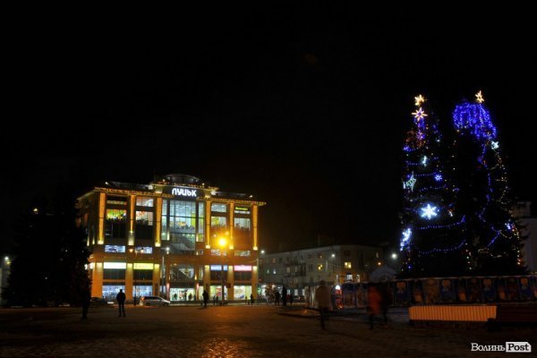 Луцьк напередодні Нового Року: як прикрасили місто