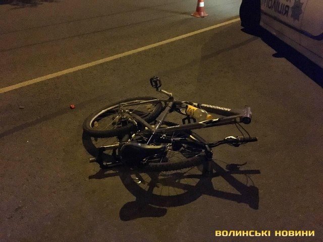 У Луцьку легковик збив велосипедиста. ФОТО