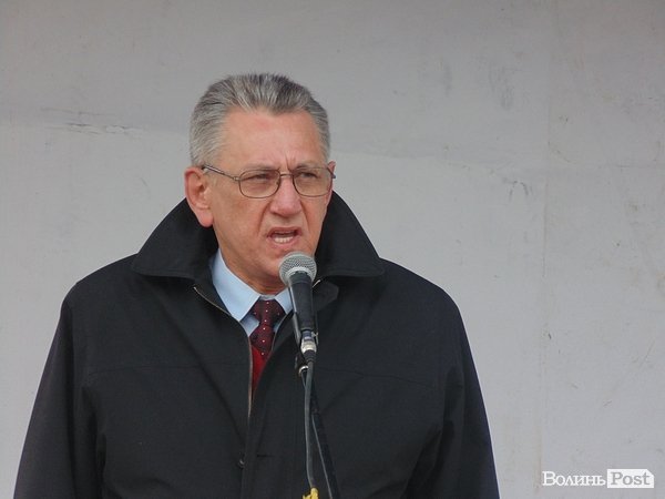 Антивоєнне віче у Луцьку. ФОТО