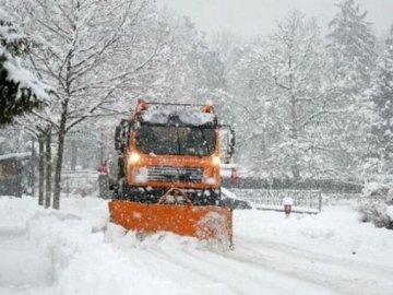 На Вінниччині під час розчищення доріг від снігу загинув комунальник