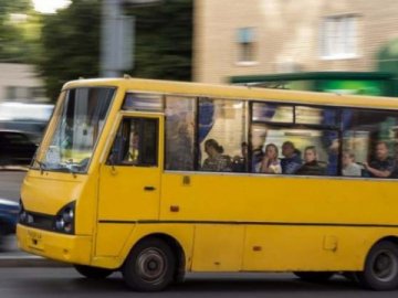 У Луцьку учасник бойових дій просить розібратися з хамовитим водієм маршрутки