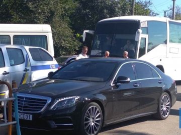 На волинському пункті пропуску водій «євробляхи» заблокував рух. ВІДЕО