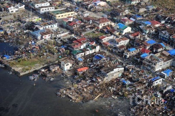 Жахливі  фото тайфуну «Хайянь» на Філіппінах 