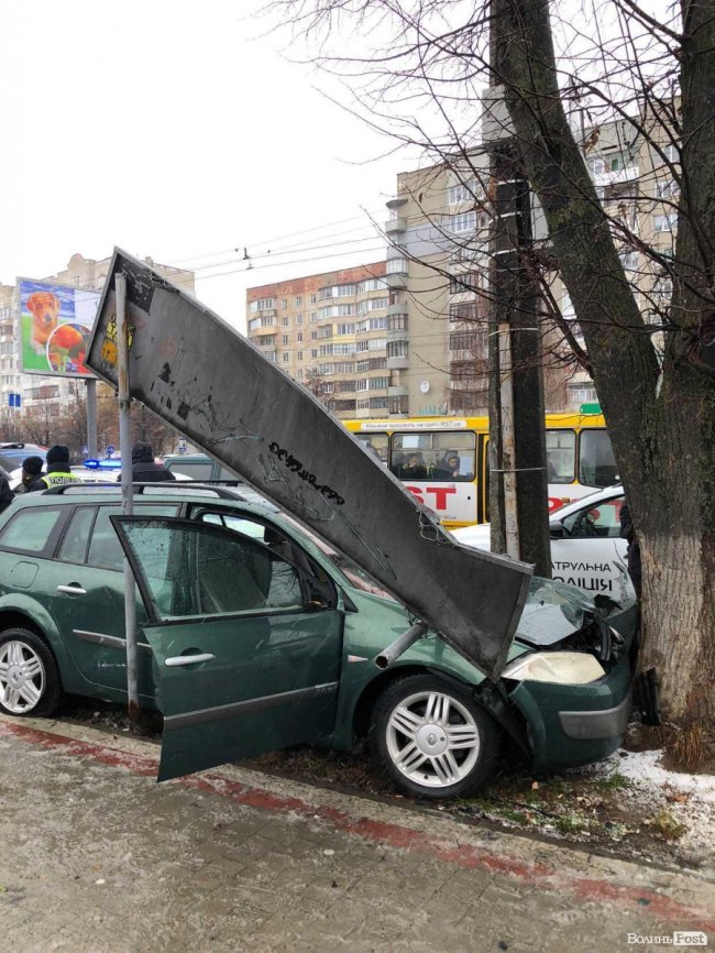 У Луцьку водій втікав від патрульних та збив чотирьох людей