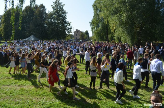  Як у луцькому «політесі» вітали першокурсників. ФОТОРЕПОРТАЖ