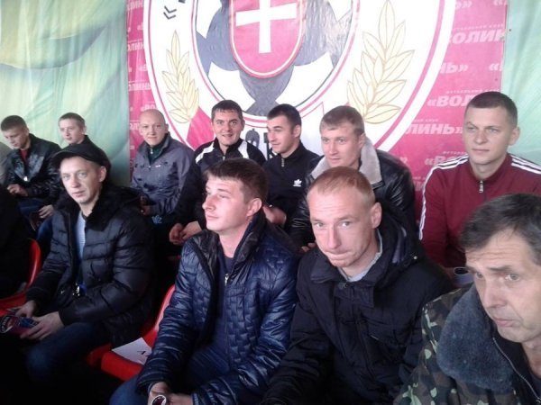 На матчі «Волинь»-«Олімпік» фанати займались благодійністю. ФОТО