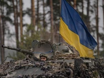 ЗСУ вдарили по 13 районах зосередження живої сили ворога: яка ситуація на усіх напрямках 