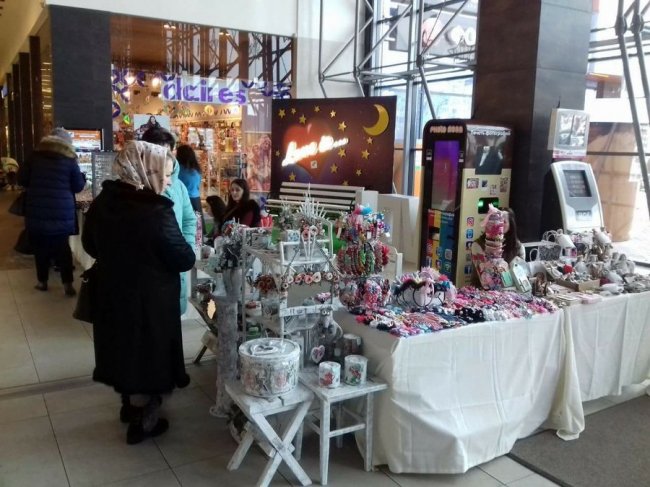 Житло сиротам та ярмарок хенд-мейду. Добрі новини Волині