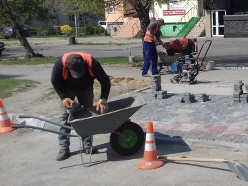У Луцьку завдяки петиції облаштовують пішохідний перехід на Кравчука