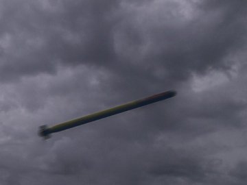 Ворог вночі обстріляв залізницю на Львівщині, захисники утримують промзону Сєвєродонецька, – зведення ОВА