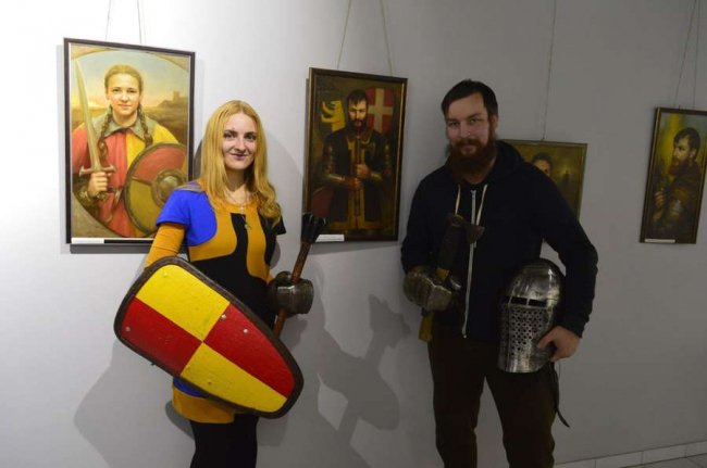 У Луцьку – незвична виставка про українських воїнів. ФОТО