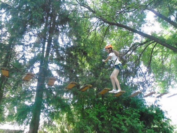 «Літо - 2015»: як луцькі школярі відпочивають у спортивно-оздоровчому таборі. ФОТО