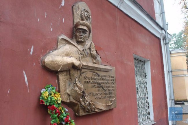 У Володимирі хочуть демонтувати «радянську» пам’ятну дошку 