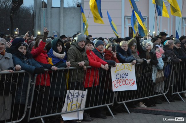 Повстанські пісні, зізнання в любові і до чого тут ва(Зе)лін: як на Волинь Порошенко приїздив. ФОТОРЕПОРТАЖ