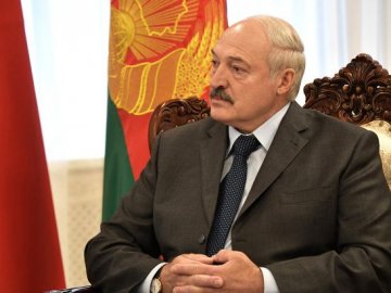 До Білорусі привезли групу депортованих українських дітей, їх зустрічав Лукашенко, – ЗМІ