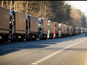 Розблокування кордону: Волиньрада звернеться до Генконсульства Польщі у Луцьку