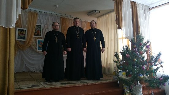 Волинські капелани відвезли допомогу дітям до Луганщини