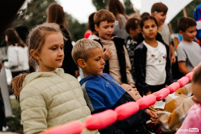 Розкриття таємниці, подарунки та KADNAY «на десерт»: як на «Супернові» веселилися «добрі сусіди». ФОТОРЕПОРТАЖ*
