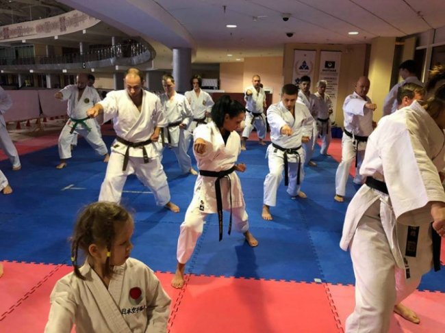 Шестирічна лучанка стала медалісткою на чемпіонаті з карате у Білорусі. ФОТО