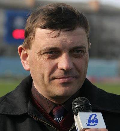 Юрій Яцюк, спортивний журналіст та телекоментатор, незмінний ведучий та автор телепередачі «Спорт для всіх», журналіст Волинської регіональної дирекції НТКУ