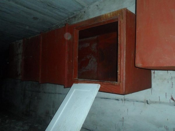 Екс-завод в Ківерцях став домом для бомжів