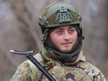 Був фельдшером, але мріяв про військову форму: історія головного сержанта 14 ОМБР