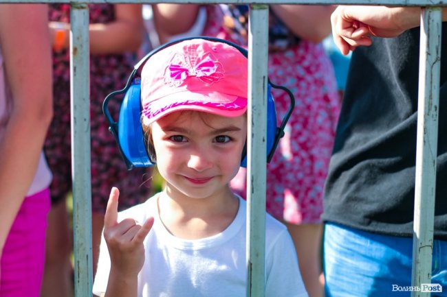 «Шикидим», лірика і вибуховий «O.Torvald»: перший день «Бандерштату». ФОТО