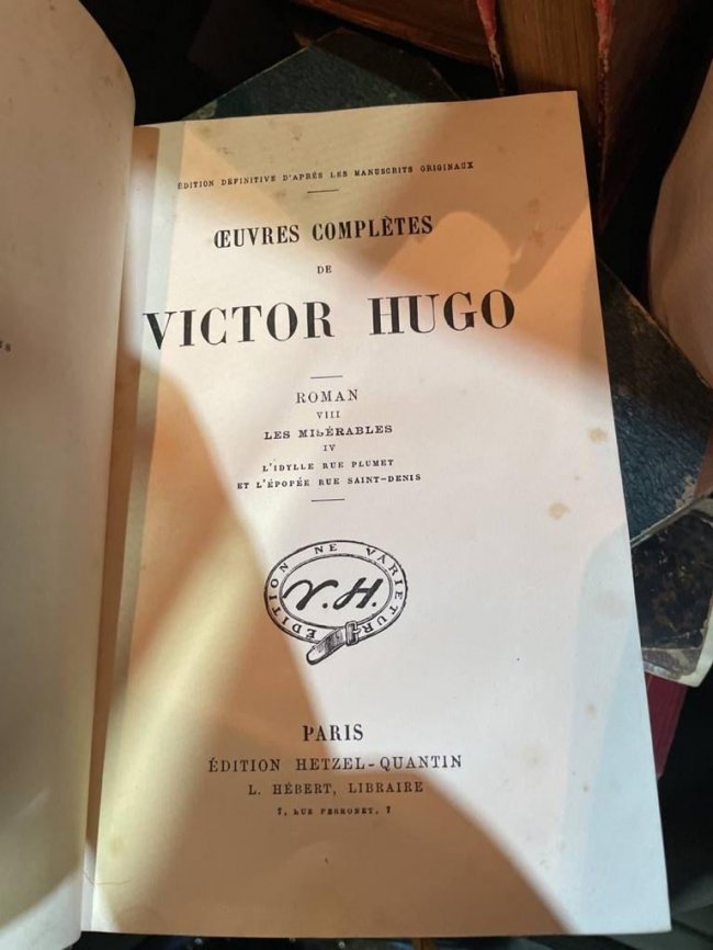 Волинські митники на посту «Ягодин» затримали колекцію стародруків