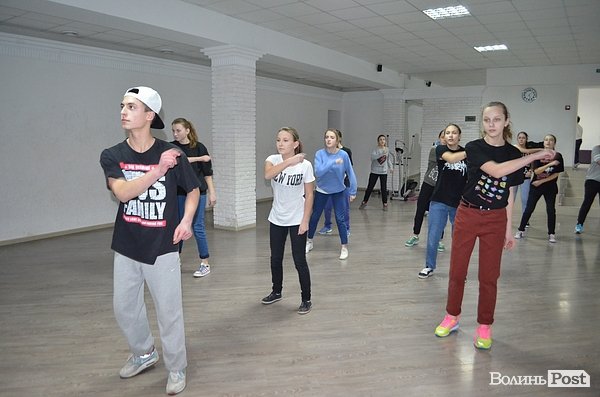 Танцювальний Луцьк: Stylez