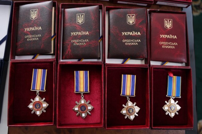 У Луцьку вручили державні нагороди родинам загиблих захисників України