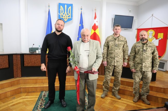 У Луцьку вручили державні нагороди родинам загиблих захисників України