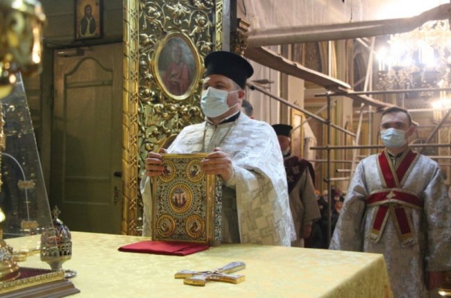 У луцькому соборі сьогодні лунали колядки. ФОТО