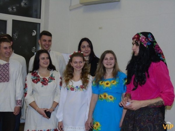 Луцькі студенти влаштували Андріївські вечорниці