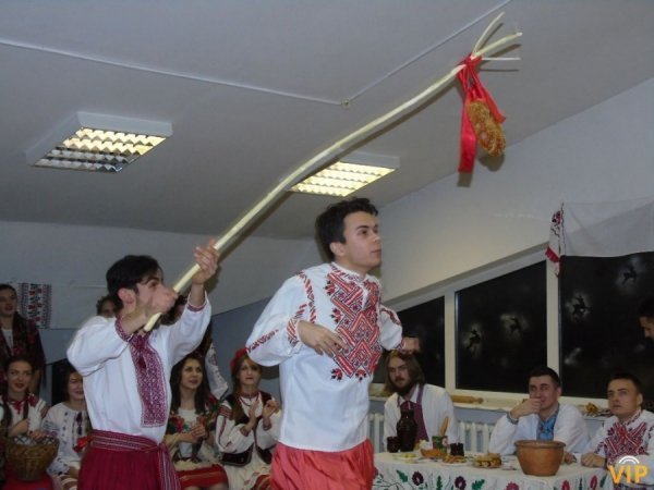 Луцькі студенти влаштували Андріївські вечорниці