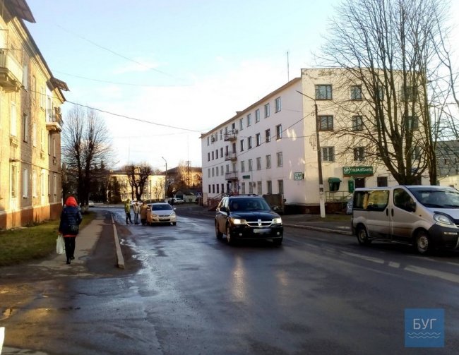 У Нововолинську  зіткнулися BMW та Hyundai. ФОТО