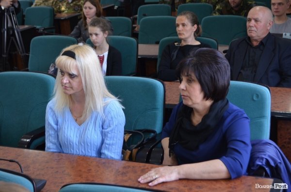 У Луцькій міській раді нагородили айдарівців. ФОТО