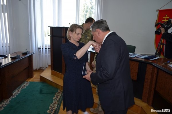 У Луцькій міській раді нагородили айдарівців. ФОТО