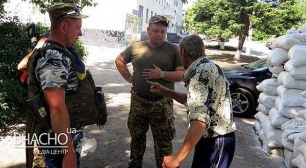 Як волинські міліціонери несуть службу у Красноармійську. ФОТО