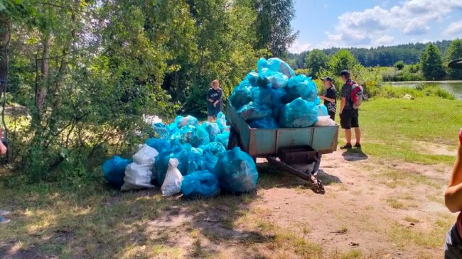 В нацпарку на Волині зібрали пів сотні мішків сміття
