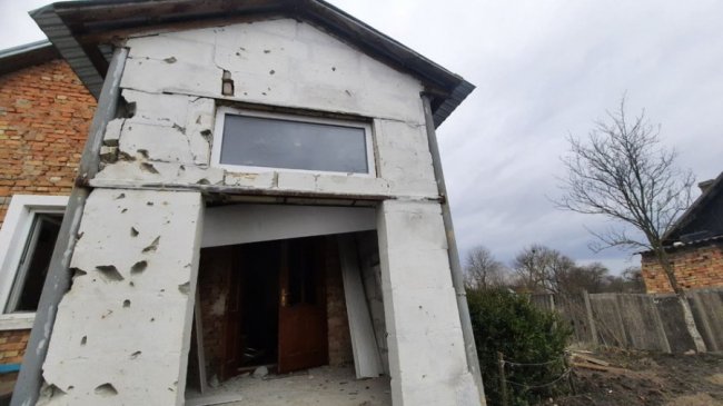 Наслідки ракетного удару.