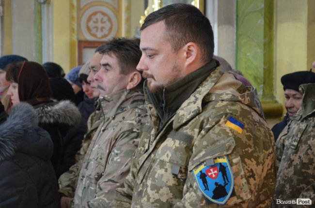 Загинув у день народження: Луцьк попрощався з воїном Віктором Лахаєм. ФОТОРЕПОРТАЖ