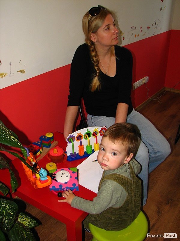 Як луцькі мами вчилися готувати йогурт. ФОТО