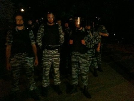 У Києві на мітингу на захист мови билися з «Беркутом». ФОТО. ВІДЕО