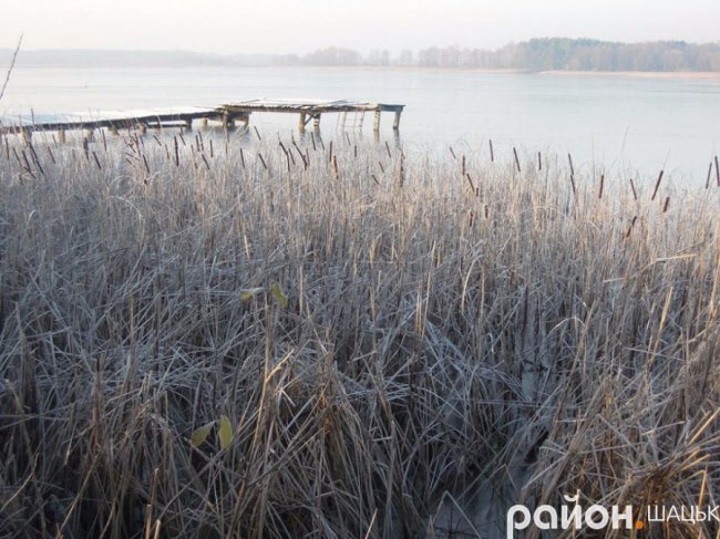 Іній та крига: морозний ранок у Шацьку. ФОТО