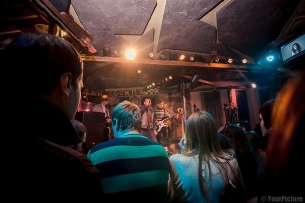 Як у луцькому клубі переспівували «Nirvana». ФОТО