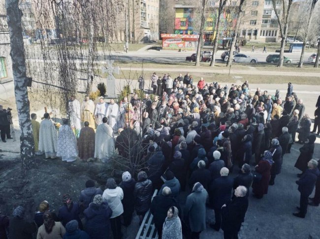 Митрополит Михаїл очолив службу за упокій свого брата у Тернополі