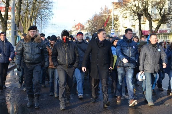 Студентський мітинг у Луцьку. ФОТО. ВІДЕО