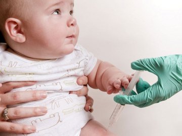 На Волині від поліомієліту потрібно вакцинувати майже 6 тисяч дітей. ВІДЕО