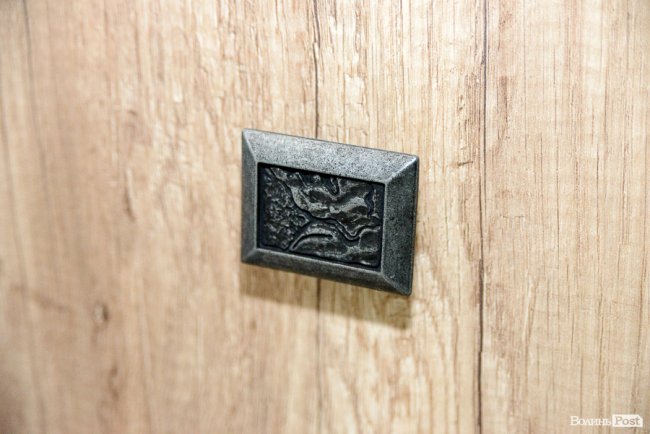 У Новий рік – із новими меблями: у луцькому торговому центрі «Нова Маркет» – знижки на столи і дивани. ФОТО*