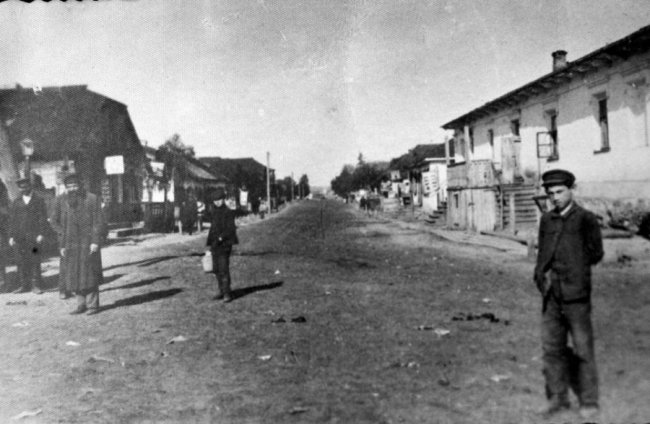 Містечко у Волинському воєводстві 90 років тому. ФОТО